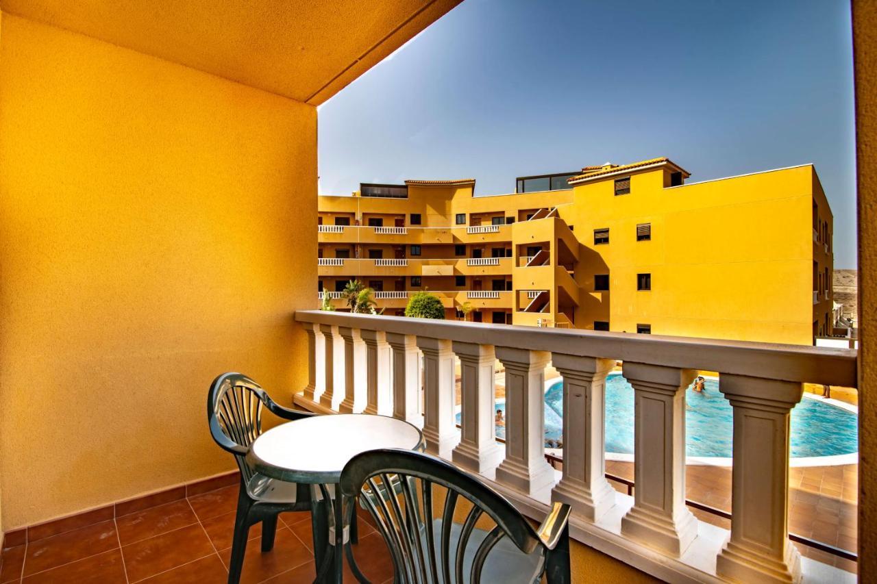 alquilaencanarias El Medano Atalaya, terrace&pool Exterior foto