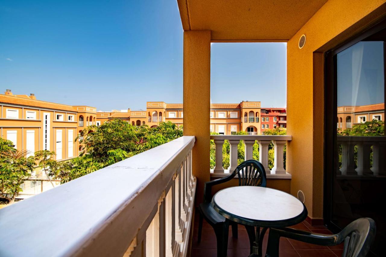 alquilaencanarias El Medano Atalaya, terrace&pool Exterior foto
